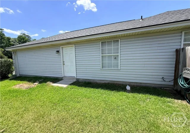 Homes for sale in Richmond Hill, GA | 37 Ryan Dr, Richmond Hill, GA 31324 | MLS# SA359746