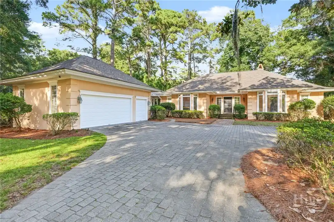 Single family home for sale at 7 Prestbury Ln, Savannah, GA 31411 | MLS# SA364570