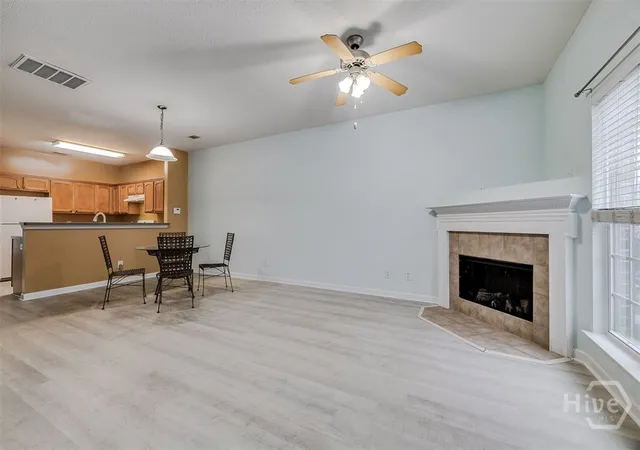 2nd image of 777 King George Blvd #44, Savannah, GA 31419 | MLS# SA352271