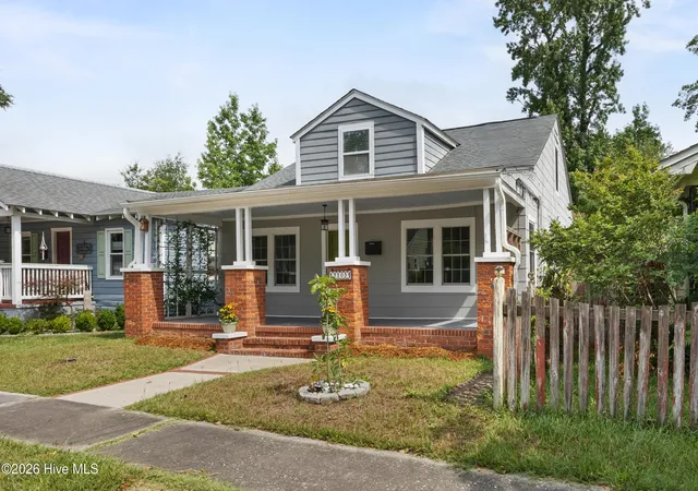 Photo 2 of Single family home for sale at 2105 Barnett Ave, Wilmington, NC 28403 | MLS# 100588995 | Listing updated on 2026-09-19