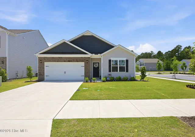 Homes for sale in New Bern, NC | 2000 Minnette Cir, New Bern, NC 28562 | MLS# 100580795