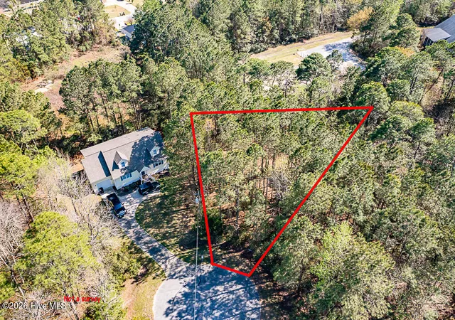 Photo 3 of Land for sale at 910 Hurricane Ct, New Bern, NC 28560 | MLS# 100560259 | Listing updated on 2026-08-19