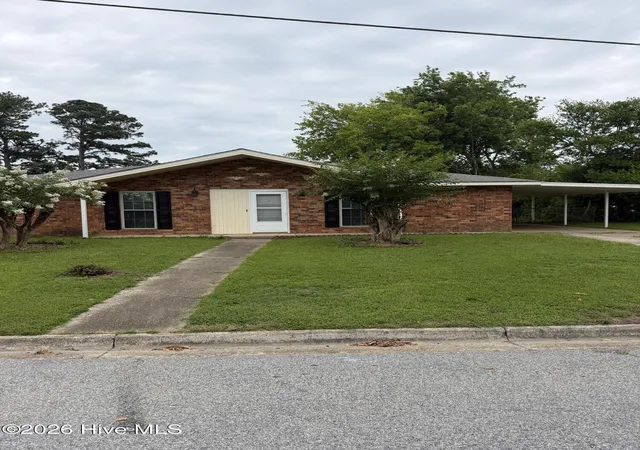 Homes for sale in Grovetown, GA | 121 Hollingsworth Dr, Grovetown, GA 30813 | MLS# 100585349