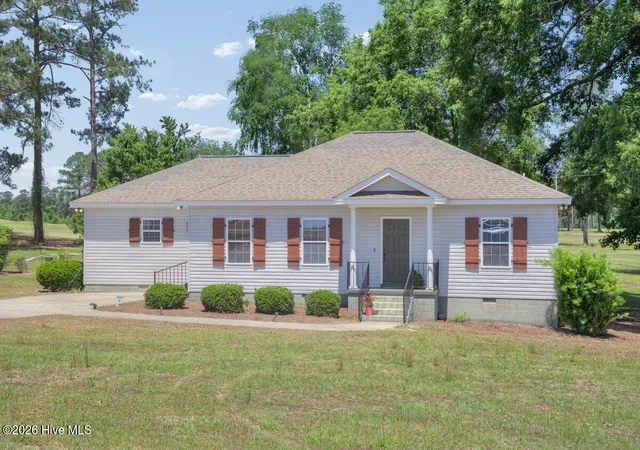Homes for sale in Waynesboro, GA | 268 Fairway Dr, Waynesboro, GA 30830 | MLS# 100575204