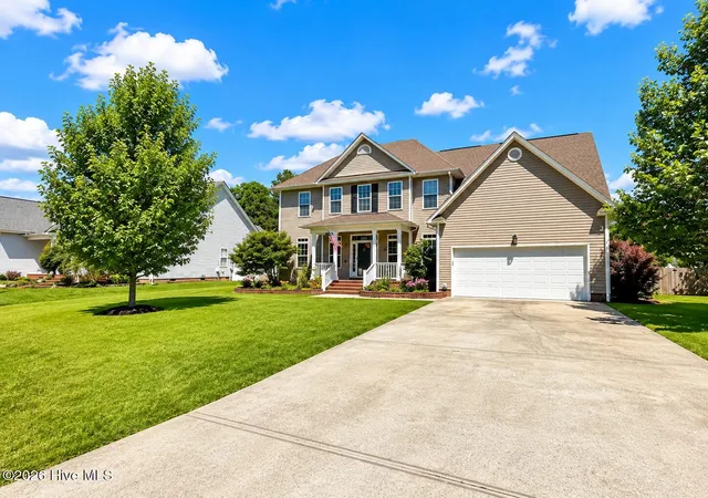 Homes for sale in Hubert, NC | 209 Middle Ridge Dr, Hubert, NC 28539 | MLS# 100579605