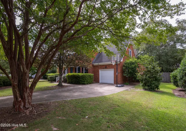 Photo 2 of Single family home for sale at 1602 Woodwind Dr, Greenville, NC 27858 | MLS# 100600084 | Listing updated on 2026-09-01