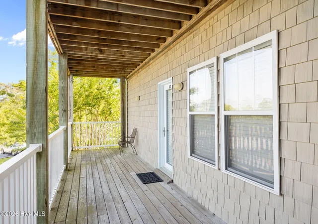 3rd image of 200 Lighthouse Ln, Cedar Point, NC 28584