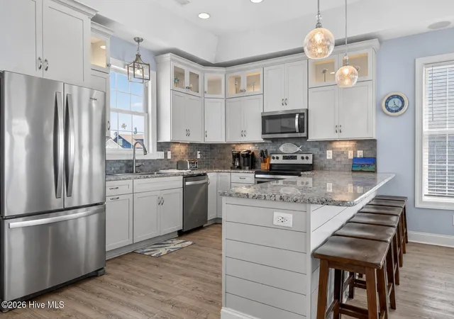 5th image of 34 Porpoise Pl, North Topsail Beach, NC 28460 | MLS# 100586672