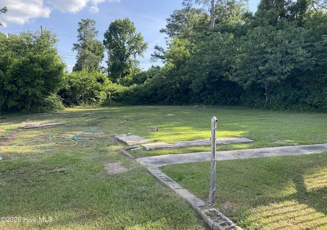 Photo 3 of Single family home for sale at 1008 Stewart Ave, Augusta, GA 30904 | MLS# 100584503 | Listing updated on 2026-09-10