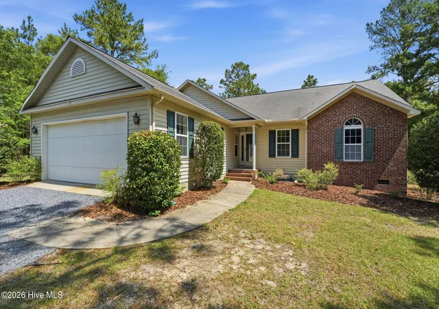 Homes for sale in Pinehurst, NC | 11 Fur Ct W, Pinehurst, NC 28374 | MLS# 100587757