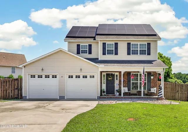 Photo 2 of Single family home for sale at 107 Dillard Ln, Richlands, NC 28574 | MLS# 100583914 | Listing updated on 2026-09-09