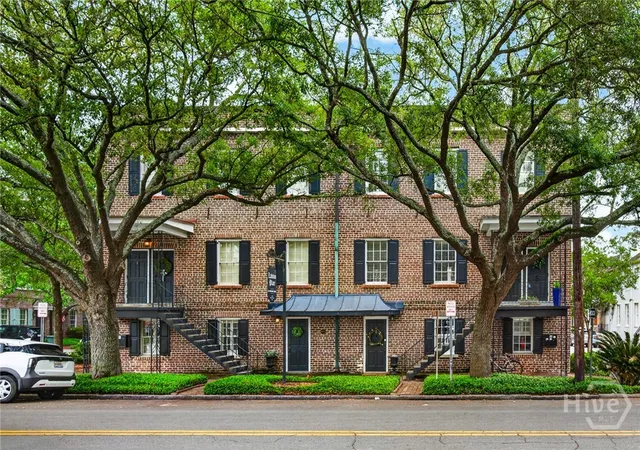 1st image of 230 Habersham St #6, Savannah, GA 31401 | MLS# SA354477