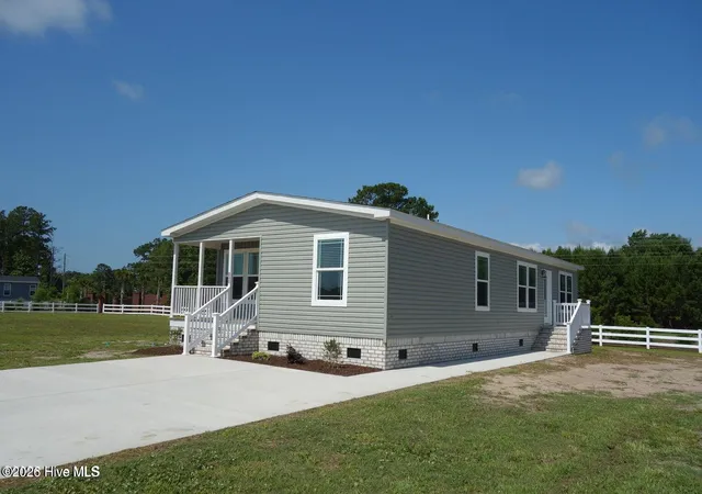 1st image of 880 Yaupon Dr Sw, Calabash, NC 28467 | MLS# 100569266