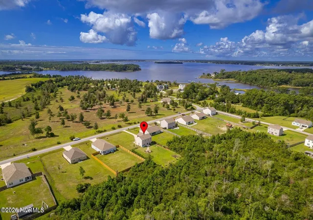 Photo 3 of Single family home for sale at 338 Norris Landing Rd, Swansboro, NC 28584 | MLS# 100583209 | Listing updated on 2026-08-25