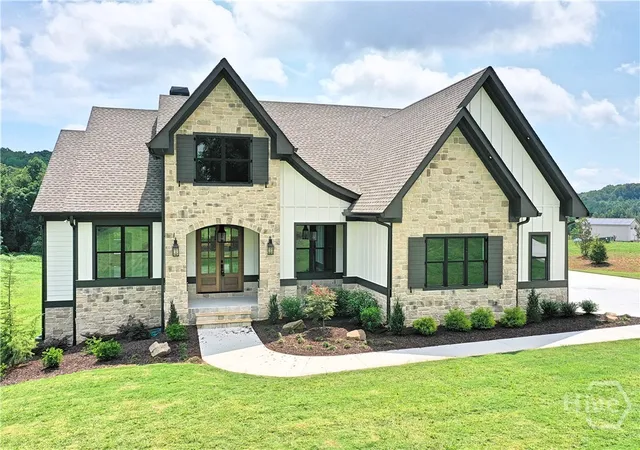 Photo 1 of Single family home for sale at 810 N Hampton Way, Monroe, GA 30656 | MLS# CL363611 | Listing updated on 2026-08-31