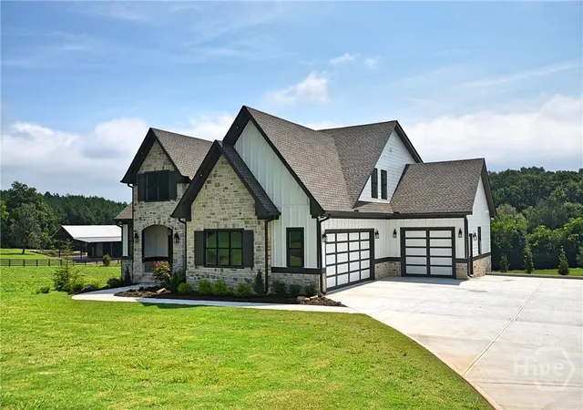Photo 2 of Single family home for sale at 810 N Hampton Way, Monroe, GA 30656 | MLS# CL363611 | Listing updated on 2026-08-31