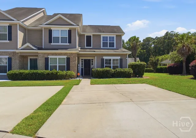 Homes for sale in Port Wentworth, GA | 1 Red Robin Ct, Port Wentworth, GA 31407 | MLS# SA358498