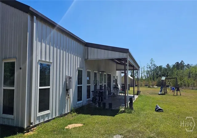 Homes for sale in Glennville, GA | 13637 Hwy 23, Glennville, GA 30427 | MLS# SA354035