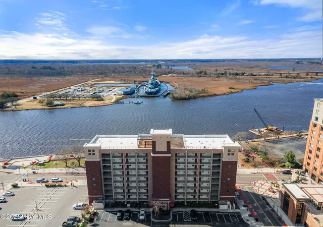 2nd image of 106 N Water St, Wilmington, NC 28401