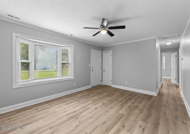 Photo 4 of Single family home for sale at 225 Lakewood Dr, Jacksonville, NC 28546 | MLS# 100594024 | Listing updated on 2026-09-25