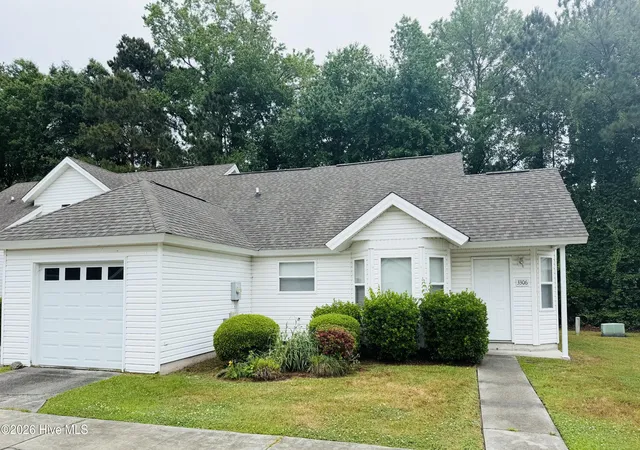Photo 1 of Townhouse for sale at 3306 Belmont Cir, Wilmington, NC 28405 | MLS# 100570521 | Listing updated on 2026-08-18