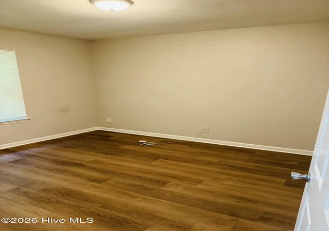 Photo 4 of Townhouse for sale at 3306 Belmont Cir, Wilmington, NC 28405 | MLS# 100570521 | Listing updated on 2026-08-18