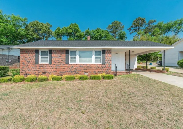 Photo 1 of Single family home for sale at 1420 Waccamaw Dr, North Augusta, SC 29841 | MLS# 98256431 | Listing updated on 2026-08-18