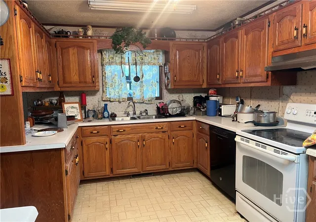 Homes for sale in Rayle, GA | 5877 Lexington Road, Rayle, GA 30660 | MLS# CL360005