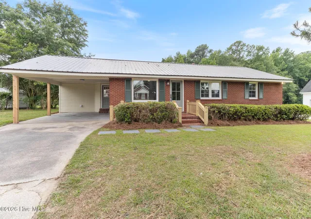 Homes for sale in Whiteville, NC | 207 Sunset Ave, Whiteville, NC 28472 | MLS# 100581203