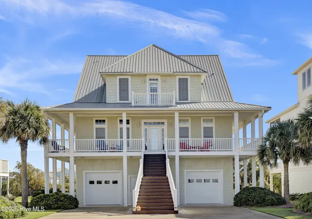 1st image of 4 Sailview Dr, N Topsail Beach, NC 28460 | MLS# 100536895