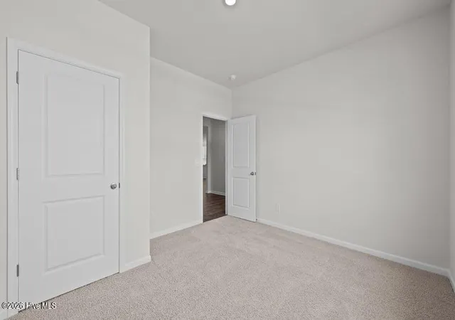 Photo 4 of Single family home for sale at 4007 Montford Dr, New Bern, NC 28562 | MLS# 100589080 | Listing updated on 2026-08-31