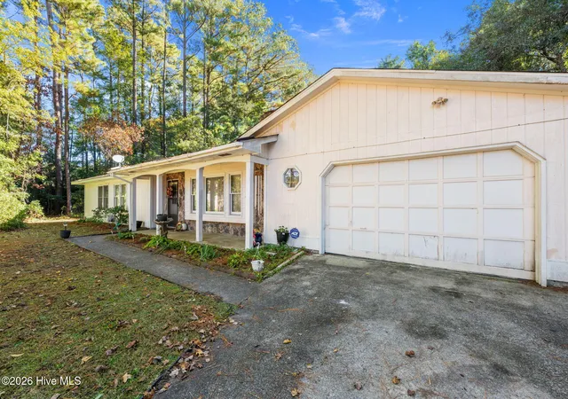 5th image of 520 Stately Pines Rd, New Bern, NC 28560 | MLS# 100570027