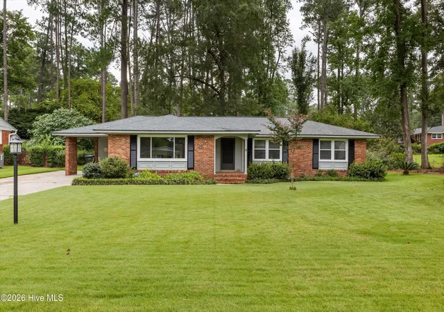 Photo 2 of Single family home for sale at 2922 Stratford Dr, Augusta, GA 30909 | MLS# 100600083 | Listing updated on 2026-08-31