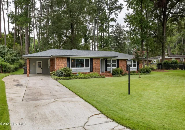 Photo 3 of Single family home for sale at 2922 Stratford Dr, Augusta, GA 30909 | MLS# 100600083 | Listing updated on 2026-08-31