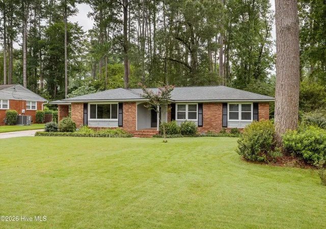 Photo 4 of Single family home for sale at 2922 Stratford Dr, Augusta, GA 30909 | MLS# 100600083 | Listing updated on 2026-08-31