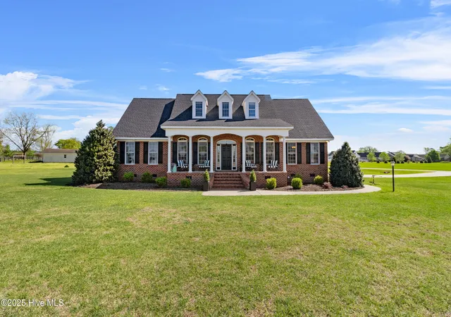 Homes for sale in Beulaville, NC | 103 Arabian Cir, Beulaville, NC 28518 | MLS# 100546234