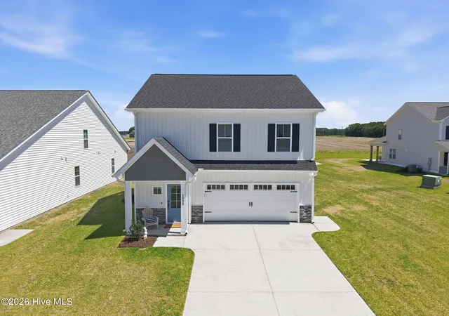 Homes for sale in Ayden, NC | 1033 Seven Iron Dr, Ayden, NC 28513 | MLS# 100516948