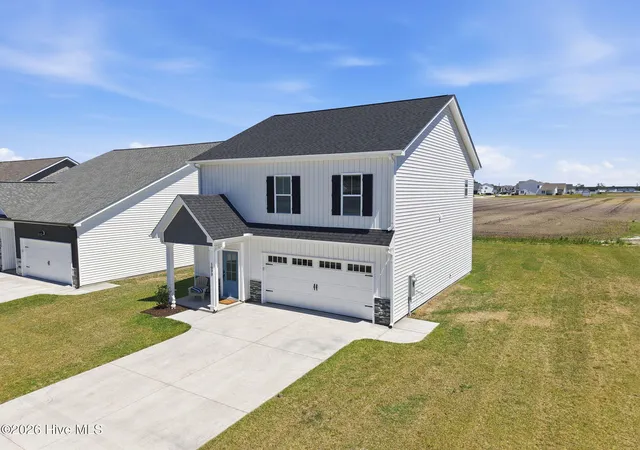 Homes for sale in Ayden, NC | 1033 Seven Iron Dr, Ayden, NC 28513 | MLS# 100516948