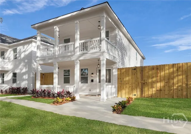 Homes for sale in Savannah, GA | 1230 E Anderson St, Savannah, GA 31404 | MLS# SA358021