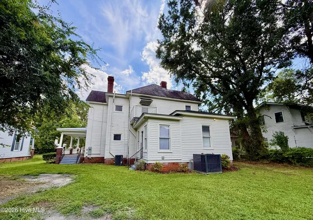 Photo 3 of Single family home for sale at 505 W Lenoir Ave, Kinston, NC 28501 | MLS# 100599919 | Listing updated on 2026-09-04