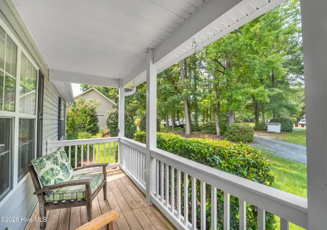 Photo 3 of Single family home for sale at 218 Oakmont Dr, Hampstead, NC 28443 | MLS# 100593996 | Listing updated on 2026-08-18