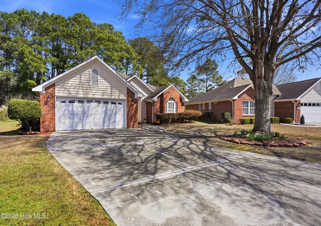 Photo 3 of Single family home for sale at 3026 Weatherby Ct, Wilmington, NC 28405 | MLS# 100559027 | Listing updated on 2026-08-28