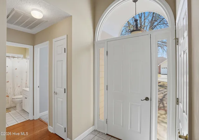 Photo 3 of Single family home for sale at 3026 Weatherby Ct, Wilmington, NC 28405 | MLS# 100559027 | Listing updated on 2026-08-28