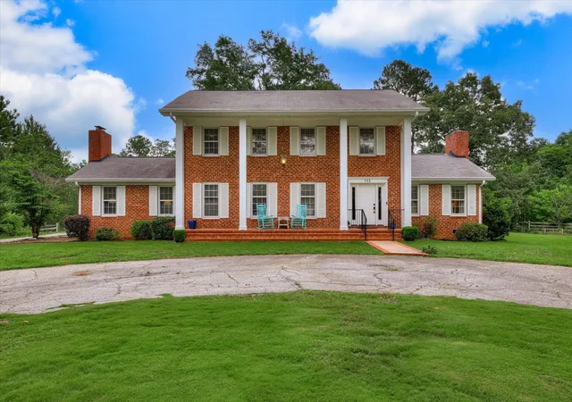 Homes for sale in Mc Cormick, SC | 711 Augusta Street Ext Ext, Mc Cormick, SC 29835 | MLS# 98199686