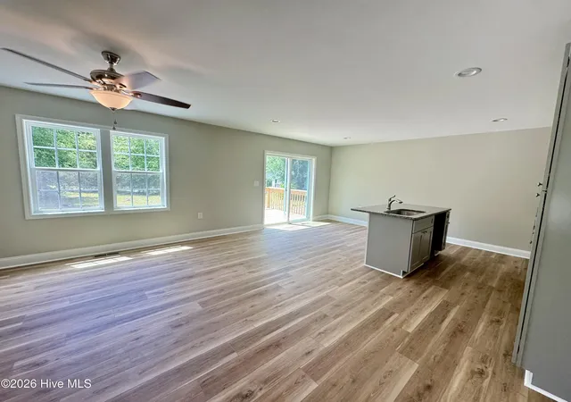 Photo 3 of Single family home for sale at 565 S Glover St, Southern Pines, NC 28387 | MLS# 100556040 | Listing updated on 2026-08-18