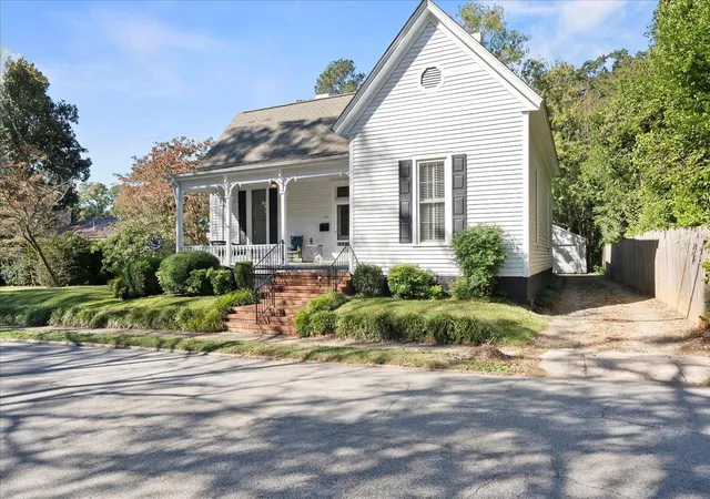 Homes for sale in Washington, GA | 206 S Alexander Ave, Washington, GA 30673 | MLS# 98203982