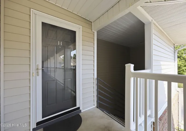 5th image of 2412 King Richard Ct #H, Greenville, NC 27858 | MLS# 100586431