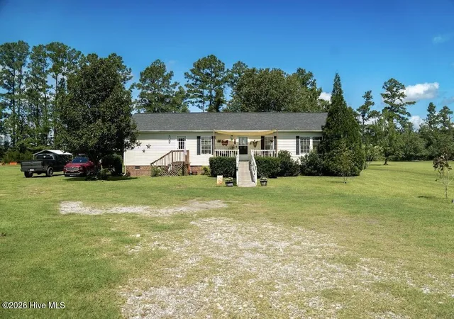 Photo 4 of Single family home for sale at 550 Walker Rd, Aurora, NC 27806 | MLS# 100596360 | Listing updated on 2026-09-11