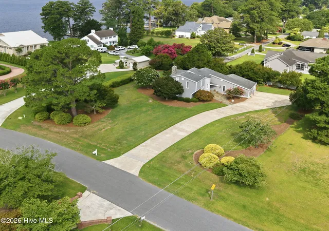 Homes for sale in Washington, NC | 205 Austin Point Dr, Washington, NC 27889 | MLS# 100586539