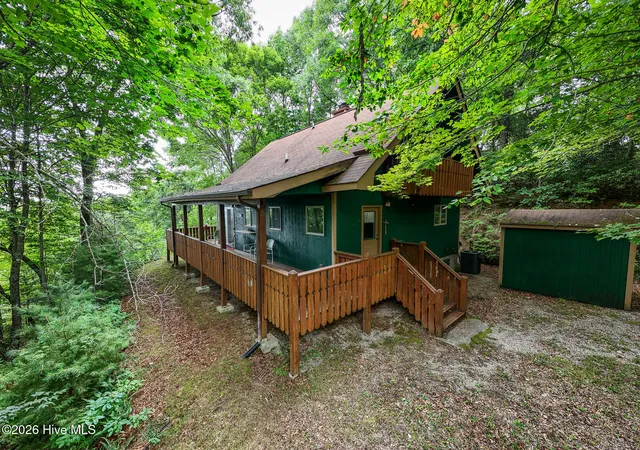 Photo 2 of Single family home for sale at 259 Laurel Ln, Topton, NC 28781 | MLS# 100588899 | Listing updated on 2026-08-18